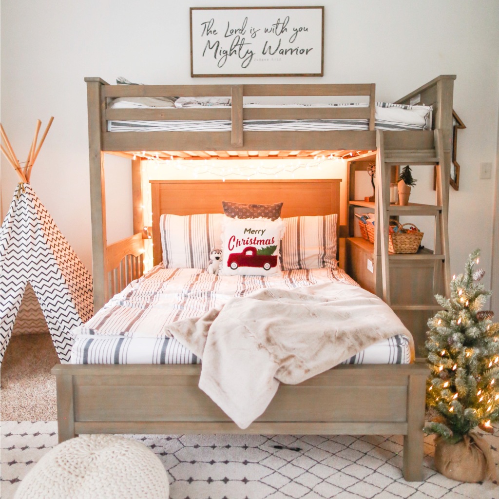 Boy’s Christmas Bedroom